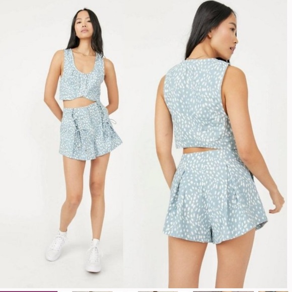 Free People Pants - NWOT! Free People Bennett Printed Top and Shorts Matching Set. Size 10